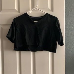 Black short sleeve crop top
